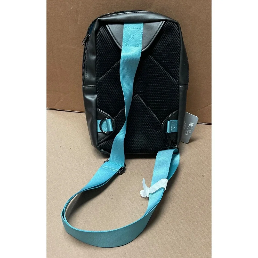Disney/Pixar Coco Mi Familia Character‎ Dante Zipper Pull Sling Bag 10